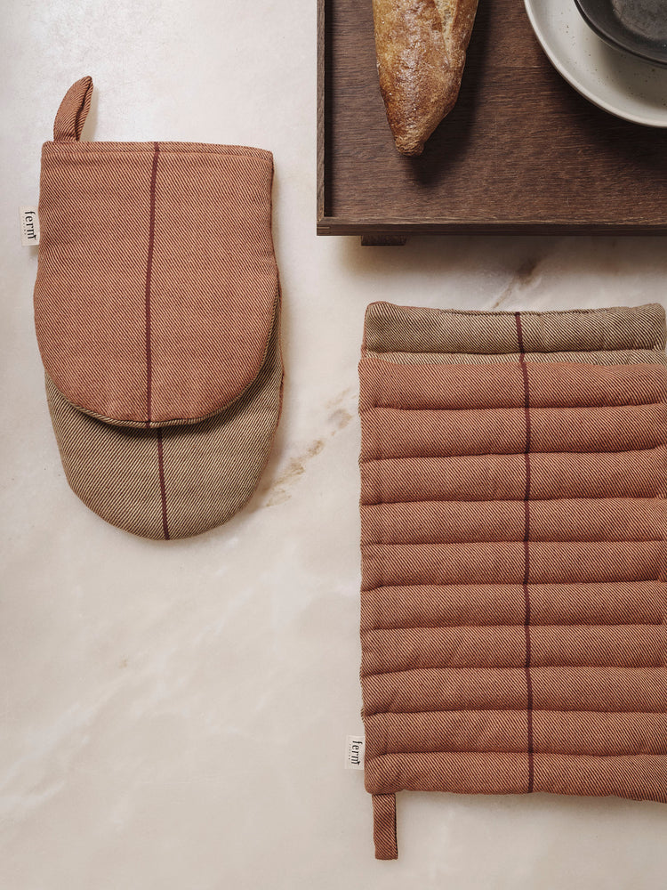 TOPFLAPPEN - Ito Pot Holder - Set of 2 von Ferm Living